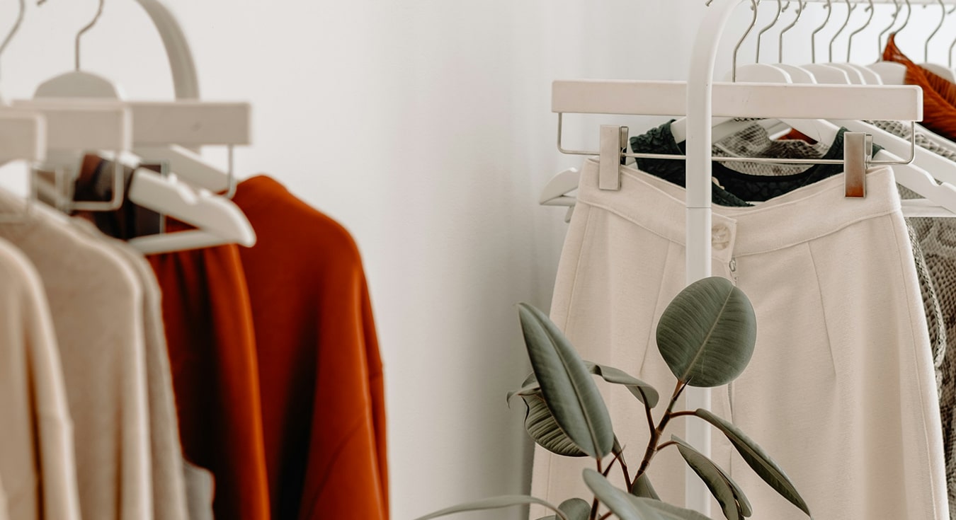Stylish Looks for Petite Figures. Discover our specially curated collection made to perfectly fit petite women.